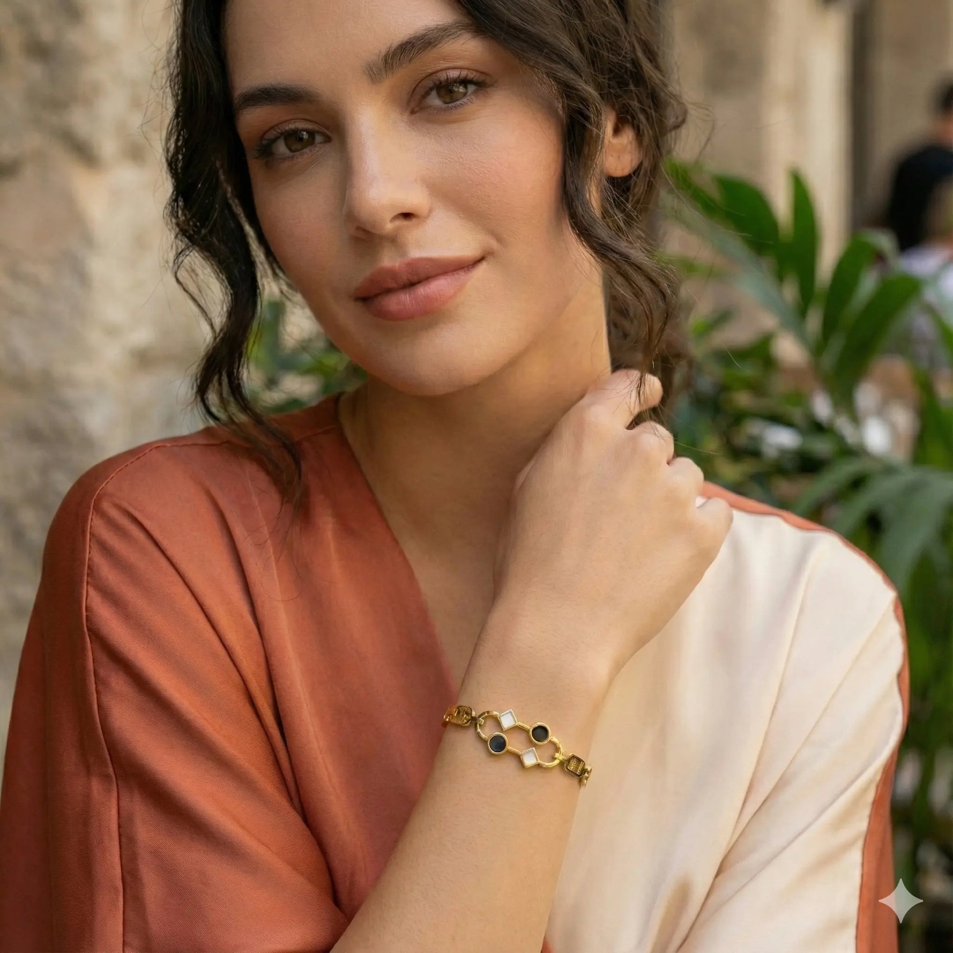 Black Enamel Linked Cuff Trending Braclet For Women Vavya