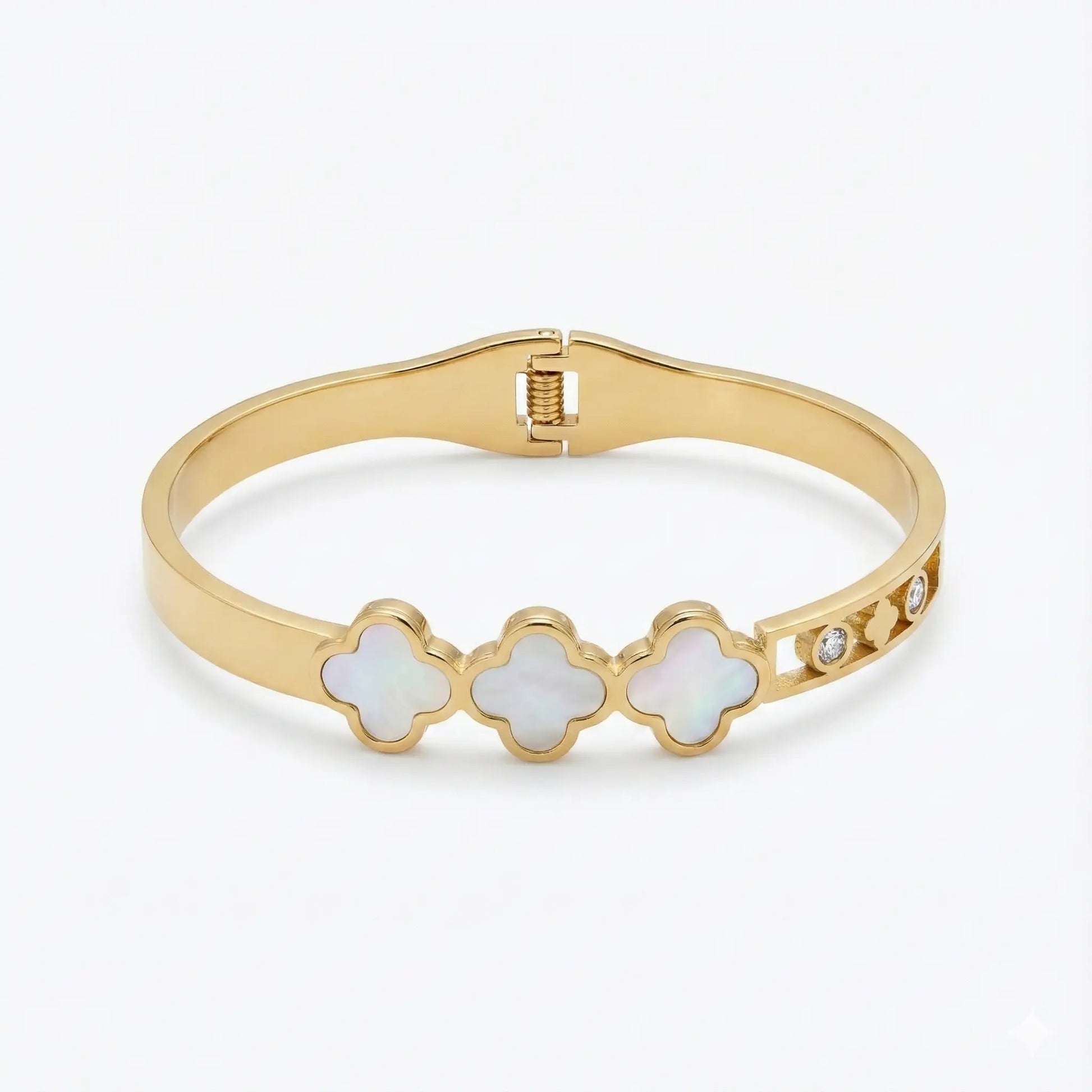 White Bloom Pearl Cuff Trending Braclet For Women Vavya
