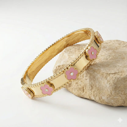 Flower Designer Heavy Anti Tranish  Bracelet For Women Vavya