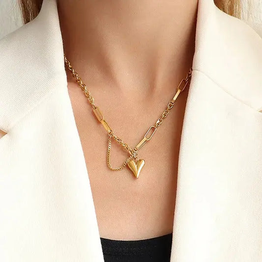 Gold Plated Anti-Tarnish Heart-Themed Rope Chain Necklace for Women Vavya