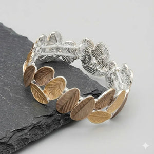 Rustic Petal Silver Strechable Braclet For Women