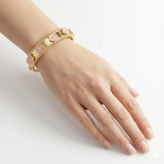 Flower Designer Heavy Anti Tranish  Bracelet For Women Vavya